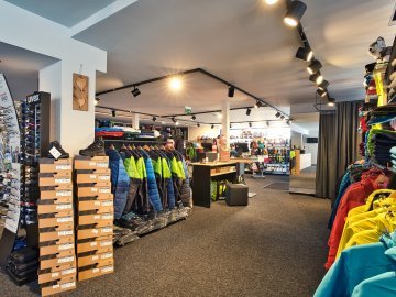 Rössle Sportshop in Faschina 